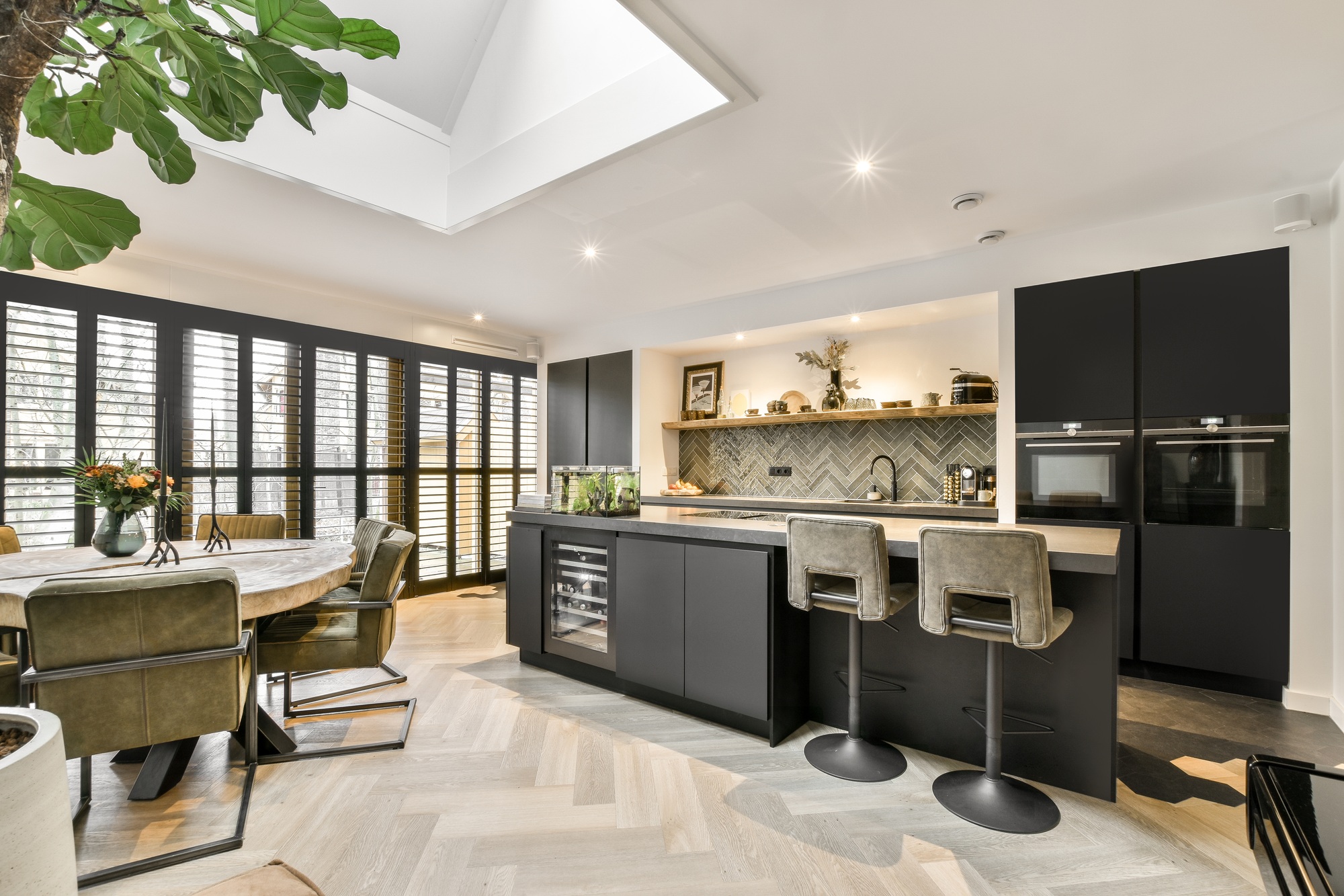 Spacious bright kitchen with dining area